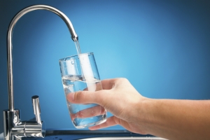 Методы очистки воды с помощью специальных устройств и фильтров